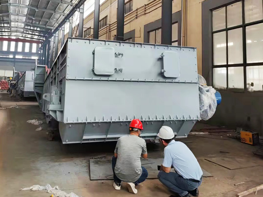 地表給料機