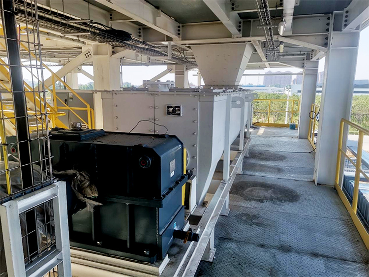 凱瑞塔比回收鋅廠輸送機原料系統處理、供應和安裝項目